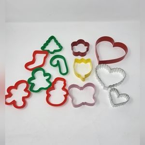Bundle 12 Piece Assorted Cookie Cutters Christmas‎ Spring Heart